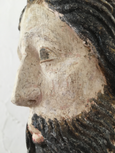St. Jakobus particolare del volto dopo il restauro